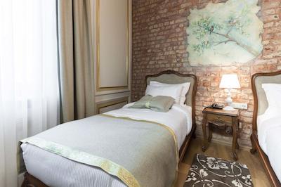 هتل پرا پارما