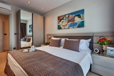 فریزر پلیس آنتاسیا استانبول