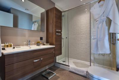 فریزر پلیس آنتاسیا استانبول