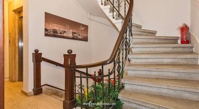 آی ‌کیو هاوس میس