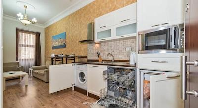 آی ‌کیو هاوس میس