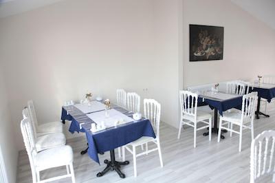 آتام سوئیت اند آپارتمان