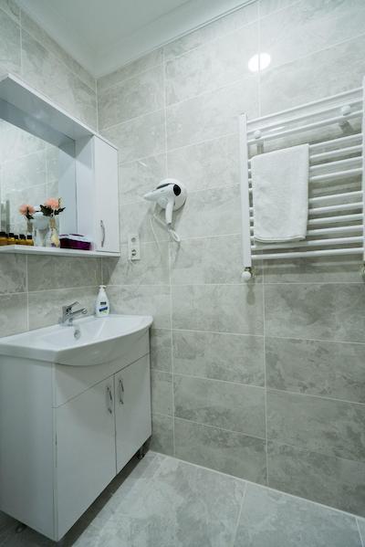 آتام سوئیت اند آپارتمان