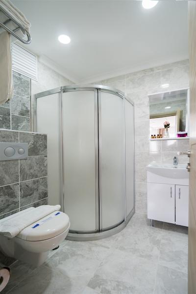 آتام سوئیت اند آپارتمان