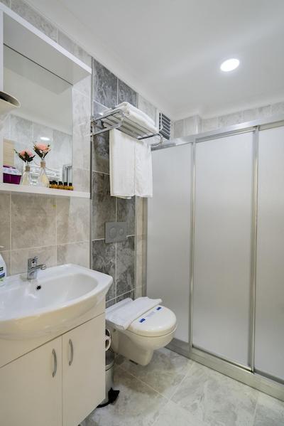 آتام سوئیت اند آپارتمان