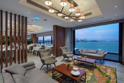 هالیدی این استانبول-توزلا بی