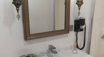 ریموند بلو هتل