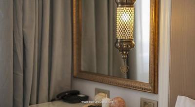 ریموند بلو هتل