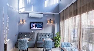 ریموند بلو هتل