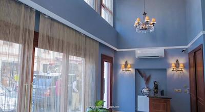 ریموند بلو هتل