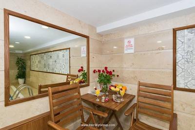 دارکمن بوتیک هتل