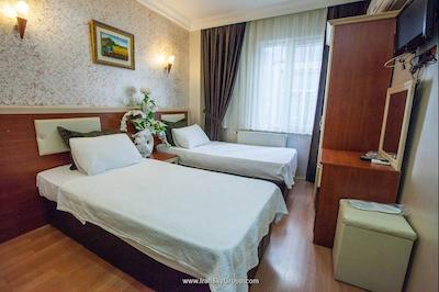 گرند هتل پالمیه