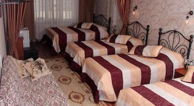 نزیه استانبول