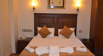 هتل تولیپ هاوس