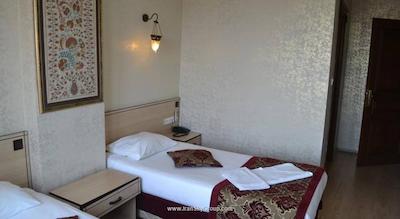 هتل تولیپ هاوس