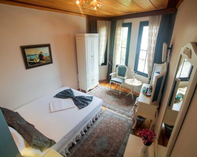 اسانس هتل-اسپشیال کتگوری