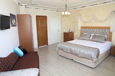 اوتامانیا سوئیت