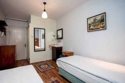 برک گست هاوس