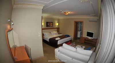 تایاهاتون هتل