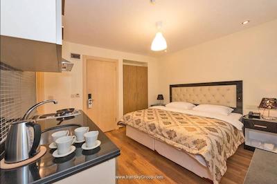 اینویکتوم رزیدنس