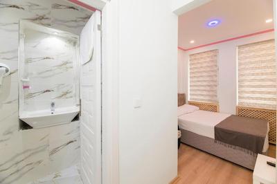 تکسیم الگانس سوئیت