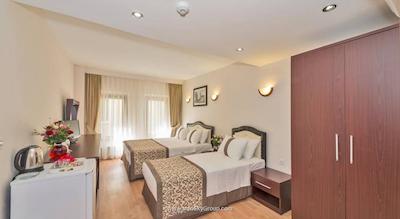 تکسیم مارین هتل