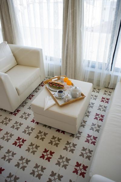 ویم سوئیت هتل نیشان تاشی