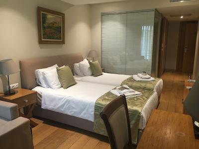 ویم سوئیت هتل نیشان تاشی