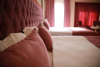 الیت کاسریا هتل