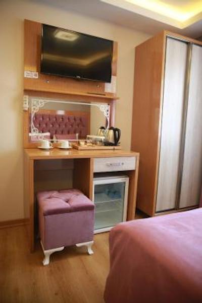 الیت کاسریا هتل