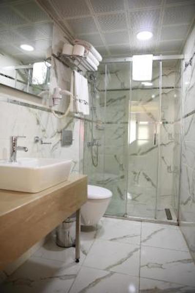 الیت کاسریا هتل