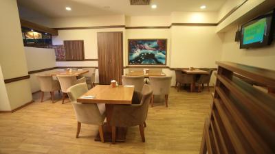 الیت کاسریا هتل