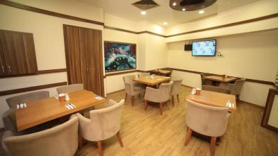 الیت کاسریا هتل