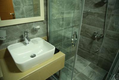 الیت کاسریا هتل