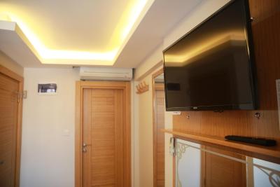 الیت کاسریا هتل