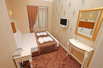 تکسیم کوئنتو هتل