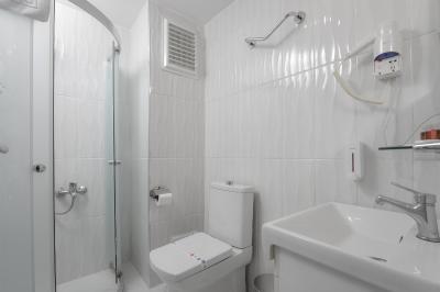 سایبان گلد هتل استانبول