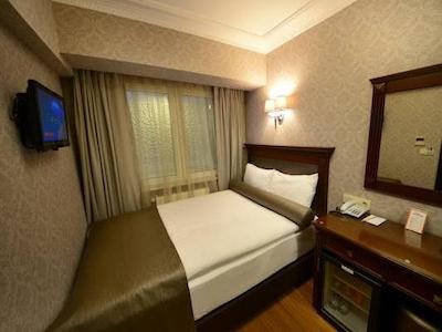 گرند بازار هتل