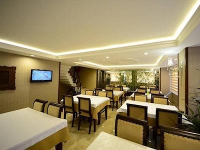 گرند بازار هتل