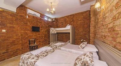 یونیک سوئیت هتل