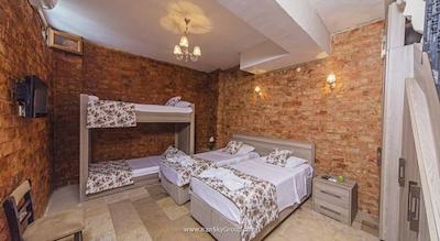 یونیک سوئیت هتل