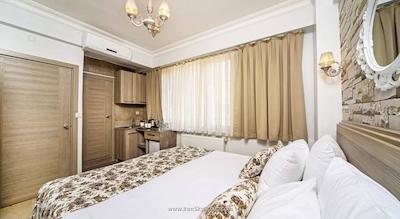 یونیک سوئیت هتل