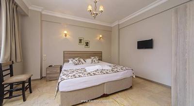 یونیک سوئیت هتل