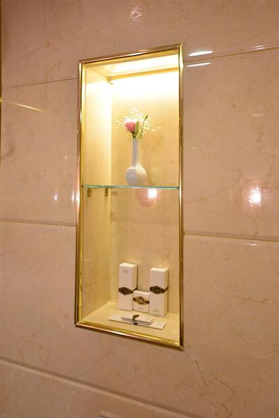 گلدن تاها هتل