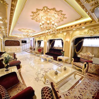 گلدن تاها هتل