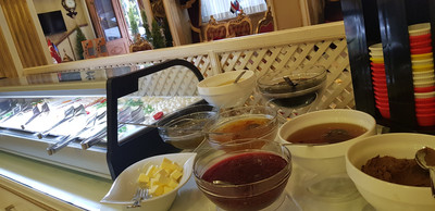 گلدن تاها هتل