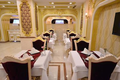 گلدن تاها هتل