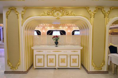 گلدن تاها هتل