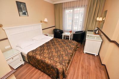 توپکاپی اینتر استانبول هتل