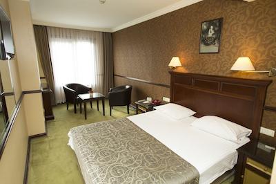 توپکاپی اینتر استانبول هتل